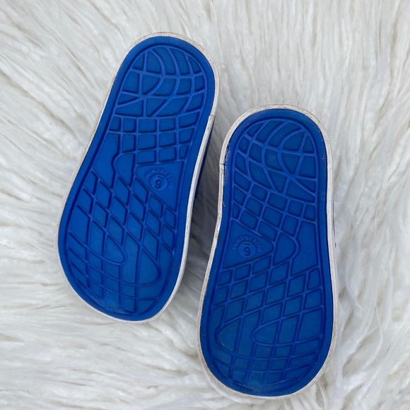 Kids Old Navy Shoes - Picture 9 of 9